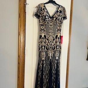 R&M Richards size 6 navy and golds sequin gown